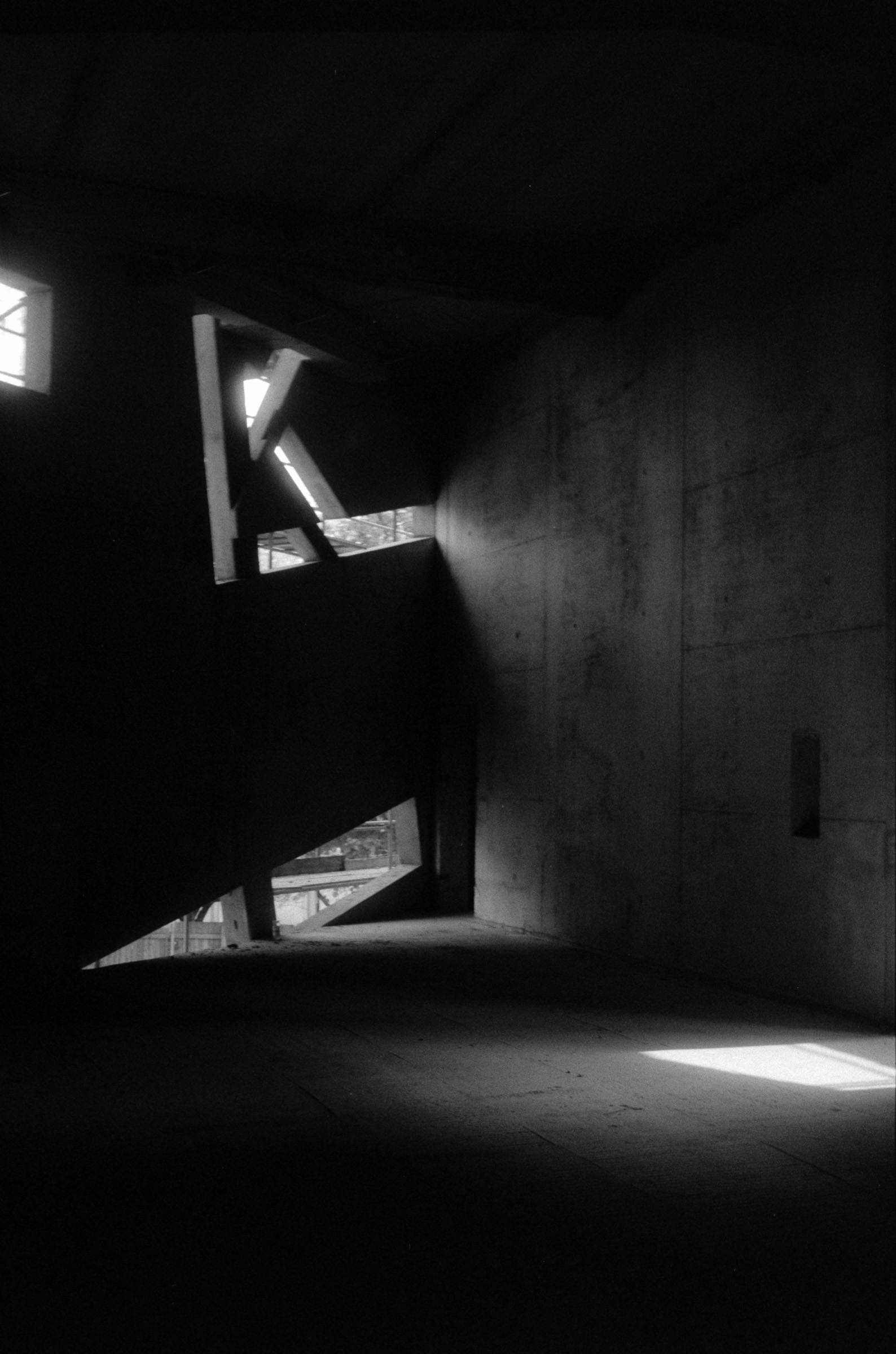 AHP F1994 06 003 sc240829 img38 NLP